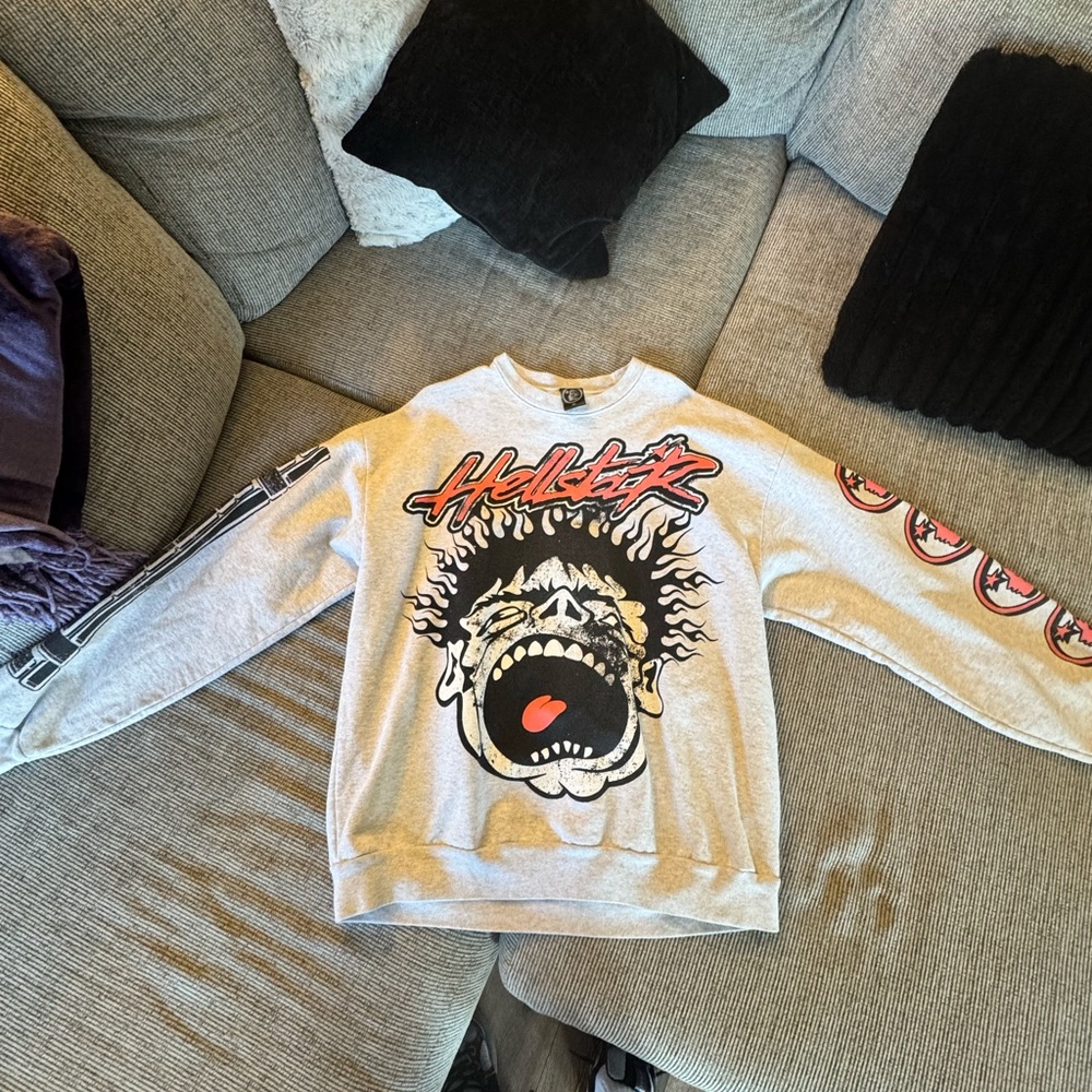 HELLSTAR SWEATSHIRT
